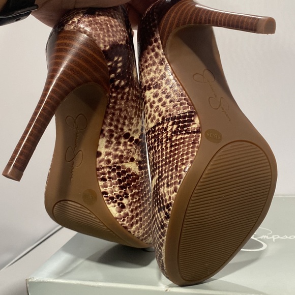 Jessica Simpson Calie Pump size 6 women’s - Picture 4 of 4